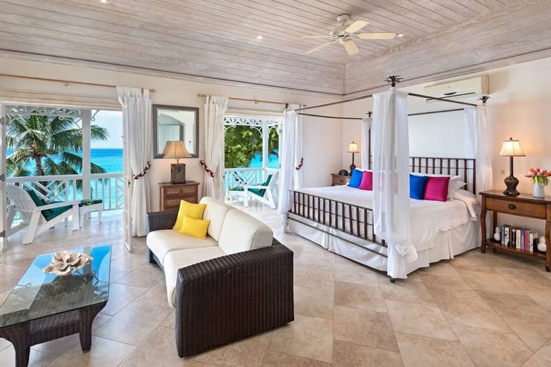Mahogany Bay – Seashells