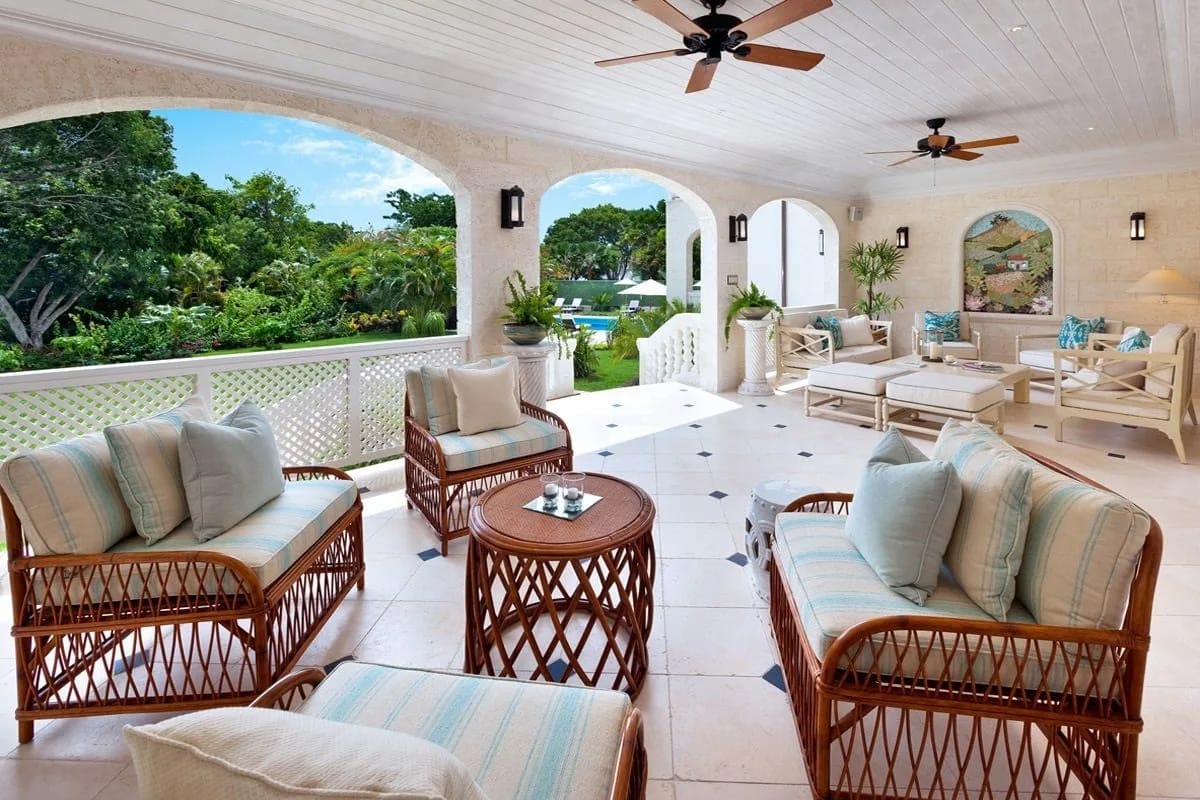 Sandy Lane – Windward