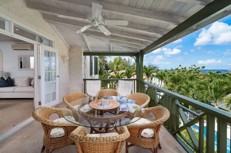 Beacon Hill 305 – The Penthouse