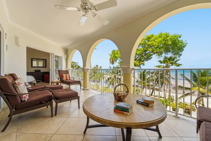 Sapphire Beach 209