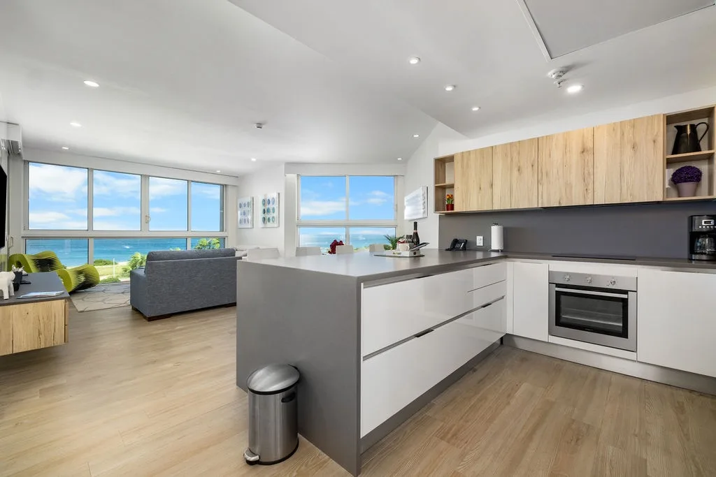 3BS-Blue431 - Modern Ocean View Three Bedroom Condo