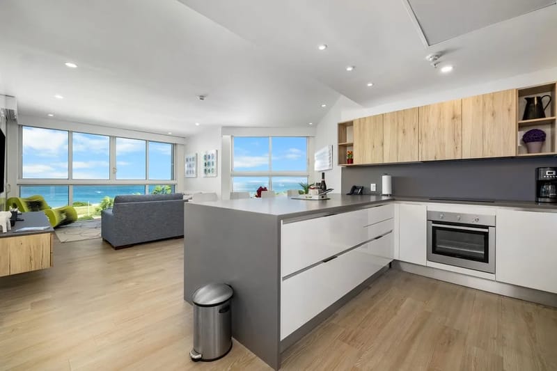 3BS-Blue431 - Modern Ocean View Three Bedroom Condo