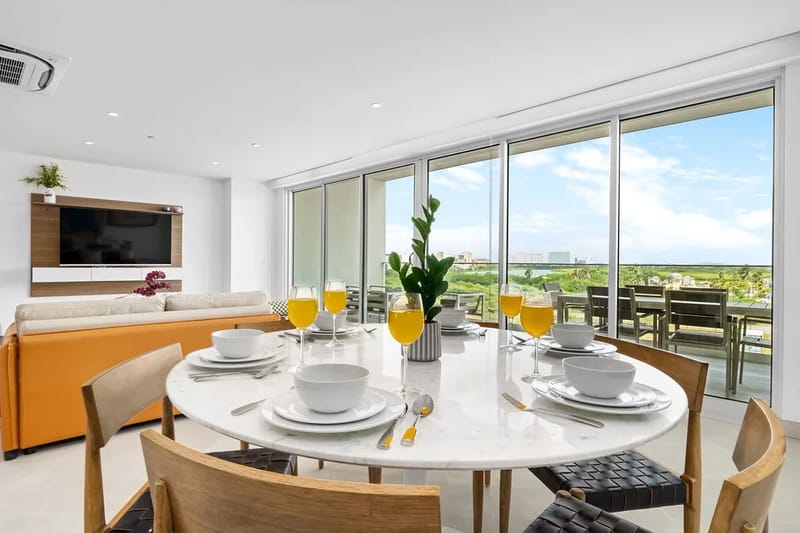 Sunny Side Stay property image.