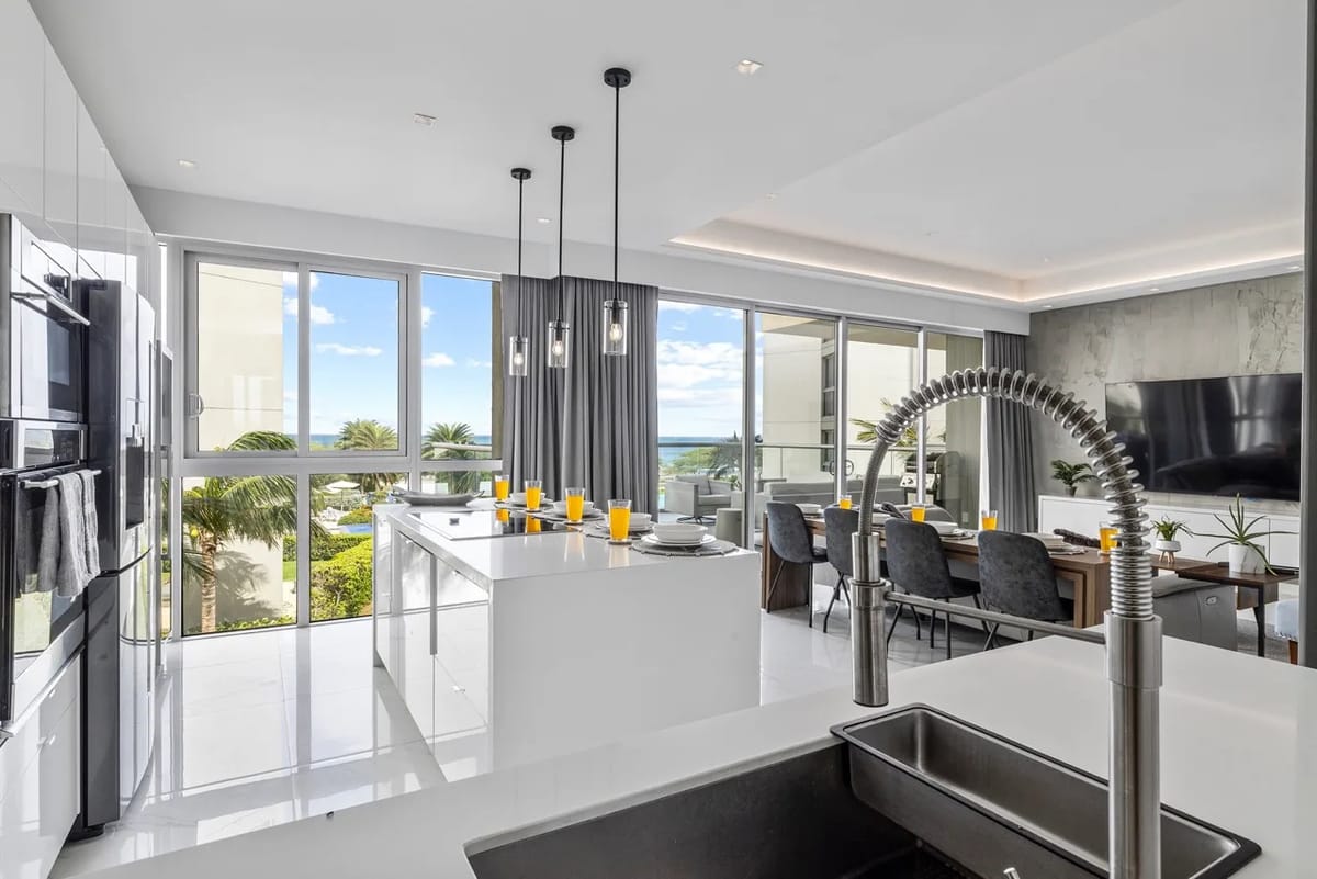 2BS-Azure232 - Luxury Oceanfront Condo at Azure | Eagle Beach