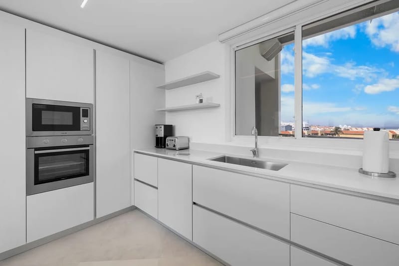 A360.E41-Spacious 3BR in Top Location- Beachwalk Bliss