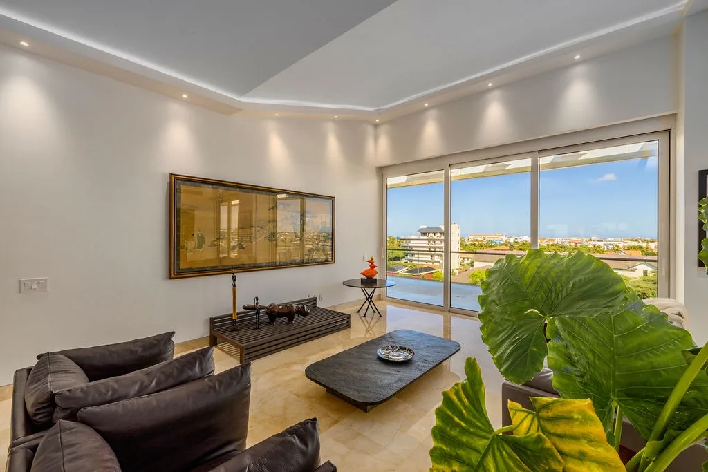 5BPH-Coral15 - Oceanfront Exclusive Penthouse with Stunning Views and Private Pool Home-Theater Included