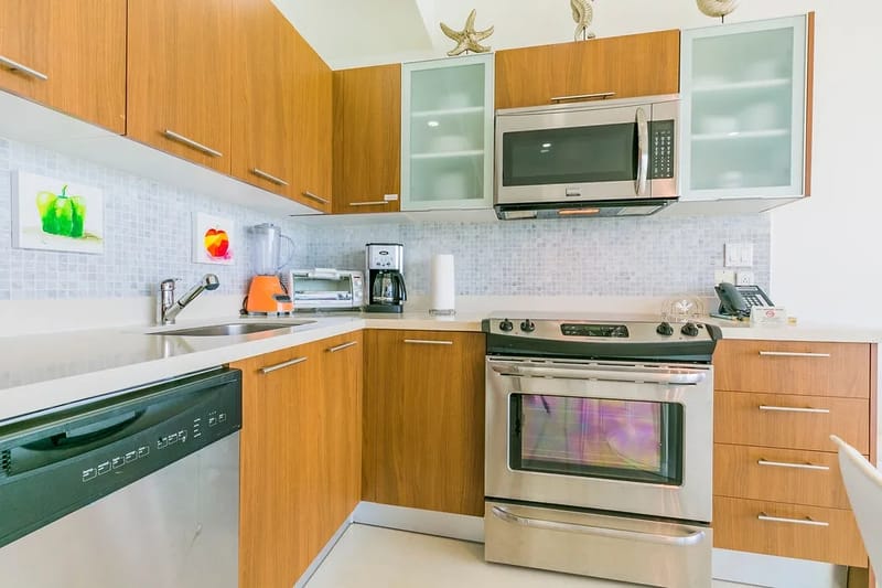1BS-Blue522 - Bright and Modern Oceanview Getaway 1BDR unit.