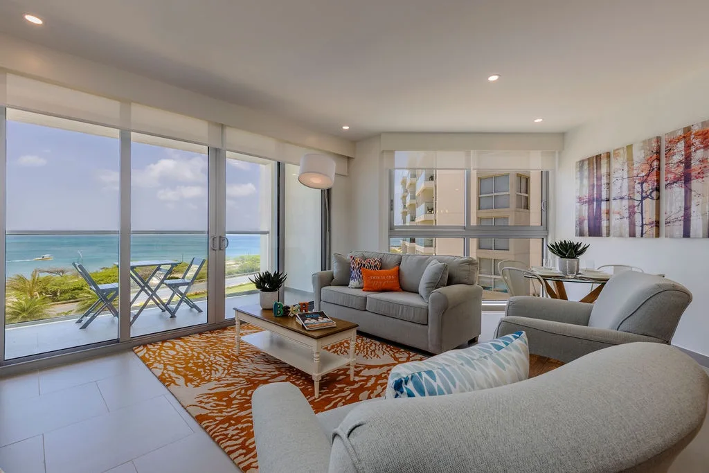 2BCondo-Azure421 - La Bella Vita- Hermoso apartamento de 2 dormitorios con vista al mar