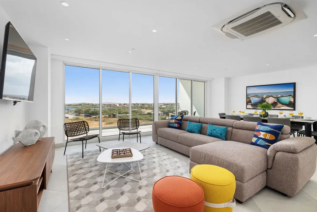 A360.E21 - Nuevo apartamento de lujo de 3 dormitorios en Eagle Beach