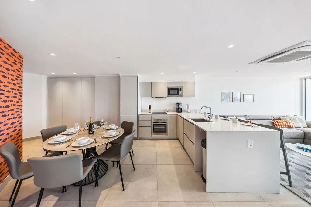 A360.W32B - Bright & Modern 2BR by Aruba’s Eagle Beach