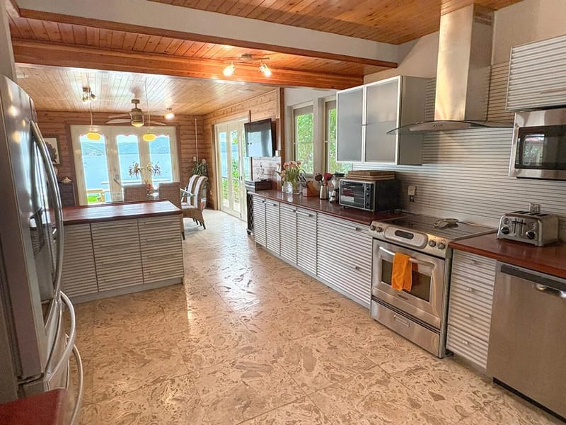 Cocina y comedor