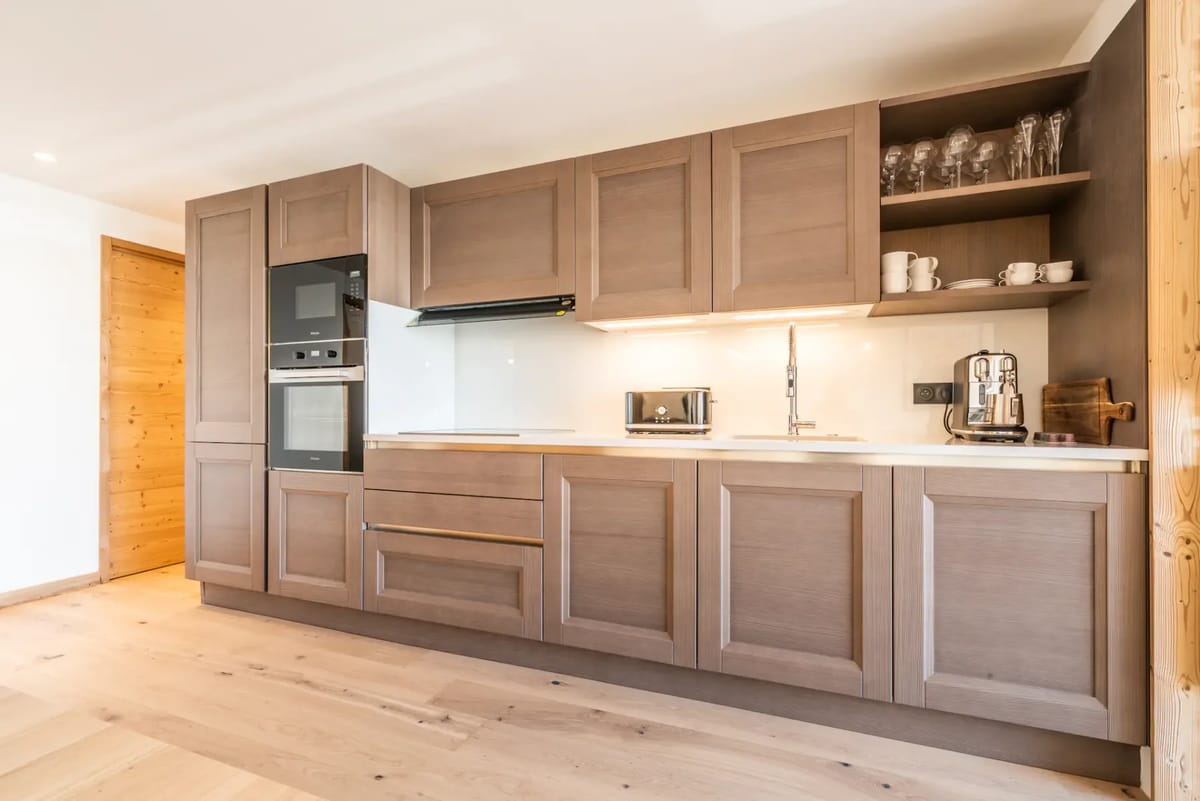 Contemporary designed kitchen family apartment Sipo Alpe d'Huez