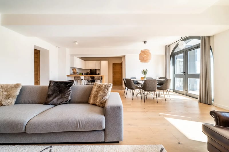 Amplio salón de estilo alpino del apartamento de esquí Le Gui en Chamonix