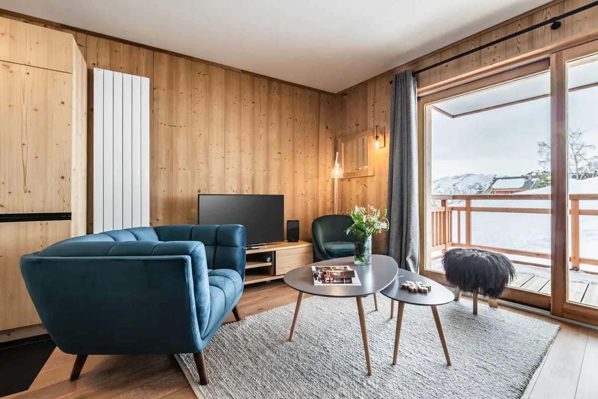 Salón alpino, terraza, apartamento de lujo Sorbus con acceso directo a las pistas de esquí, Alpe d'Huez