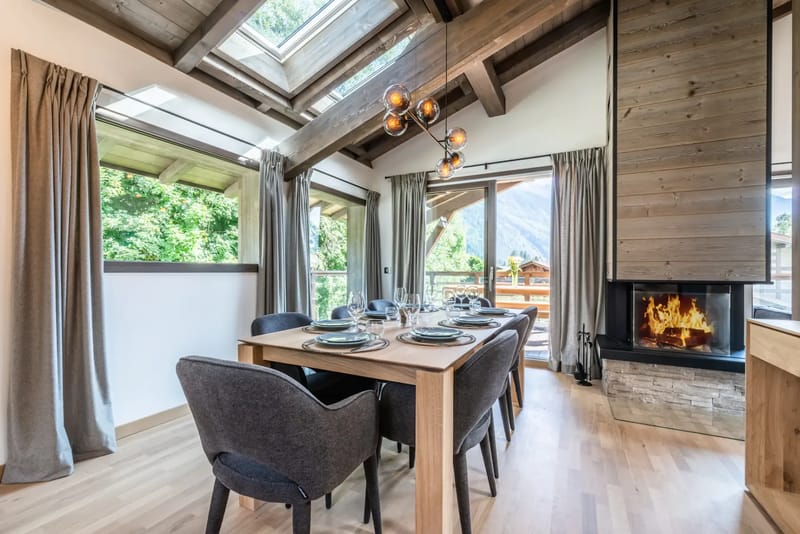 Bonito comedor de planta abierta, chalet familiar Jatoba, Chamonix