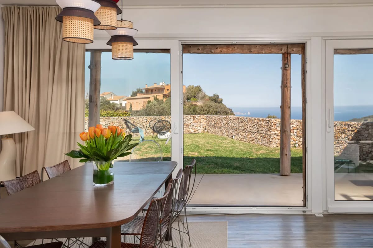 Spacious living room sea view Casa Ciudamar Costa Brava