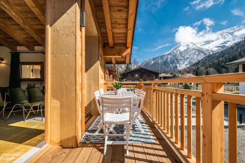 Amplia terraza en el apartamento familiar de lujo Sapelli en Chamonix