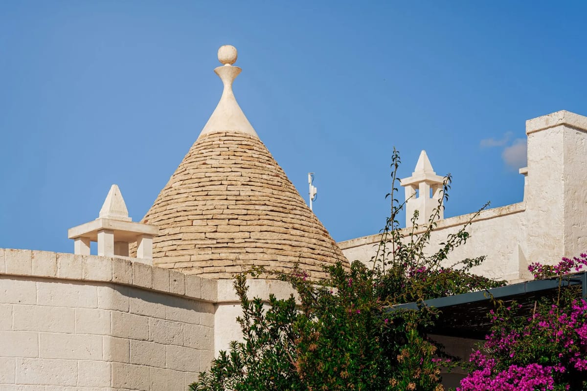 OPUNTIA TRULLI E LAMIE 10 - Puglia