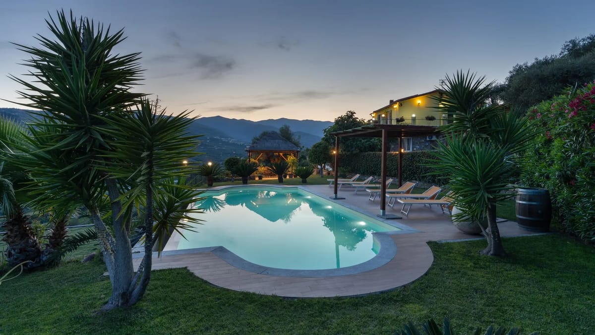 VILLA VITTORIO 6+2 - Liguria