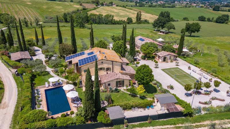CASALE SANTA LUCIA 8+2 - Umbria