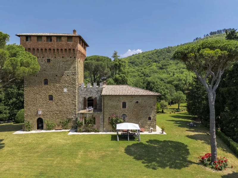TORRE DI PACIANO 10+2 - Umbria