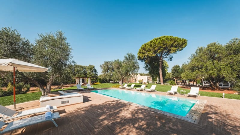 TRULLI BIANCAPETRA 8+2 - Puglia