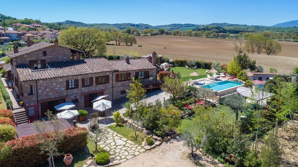 CASALE BELLA VITA 8+4 - Umbria