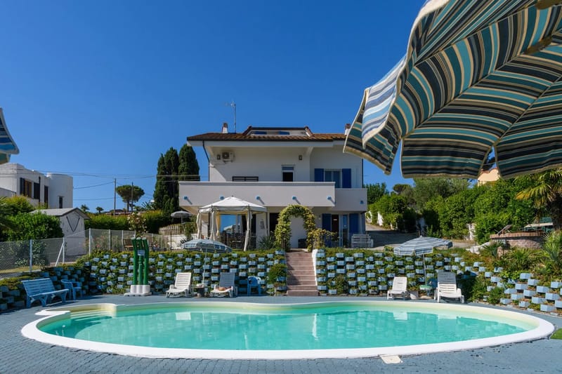 VILLA ALMA 8+2 - Marche