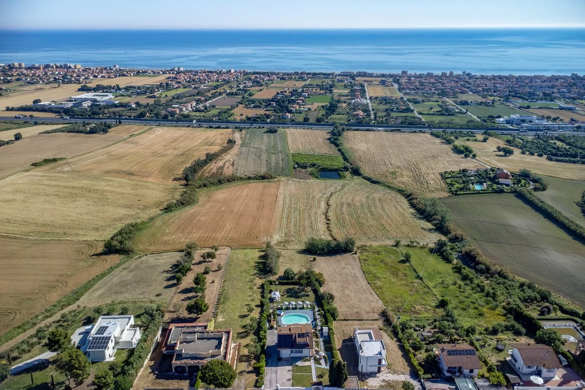 VILLA ALMA 8+2 - Marche