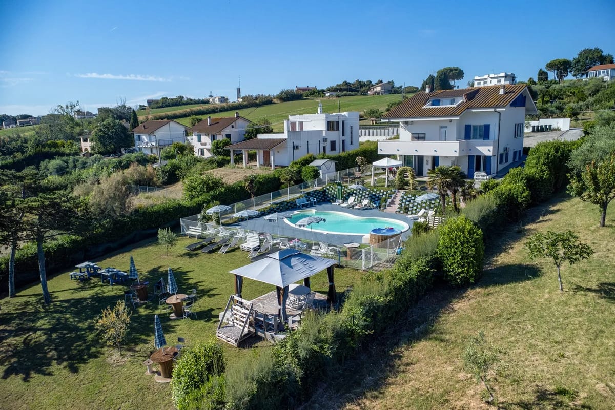 VILLA ALMA 8+2 - Marche