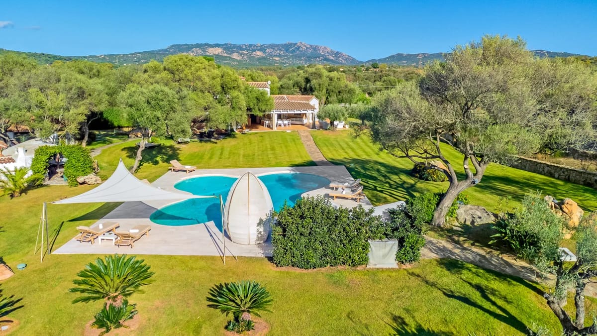 VILLA TYPHA 10 - Sardinia
