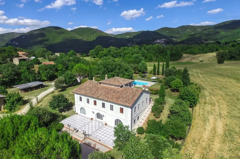 TENUTA ASTOLFI 12+3 - Umbria