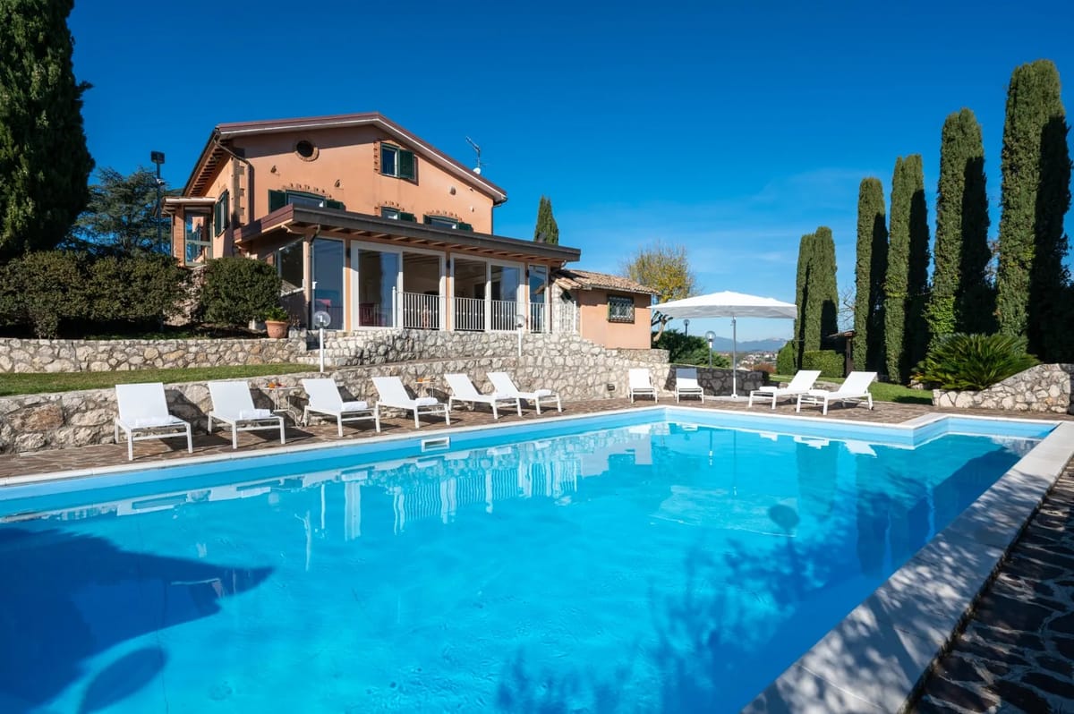 TENUTA CAVI 10 - Lazio