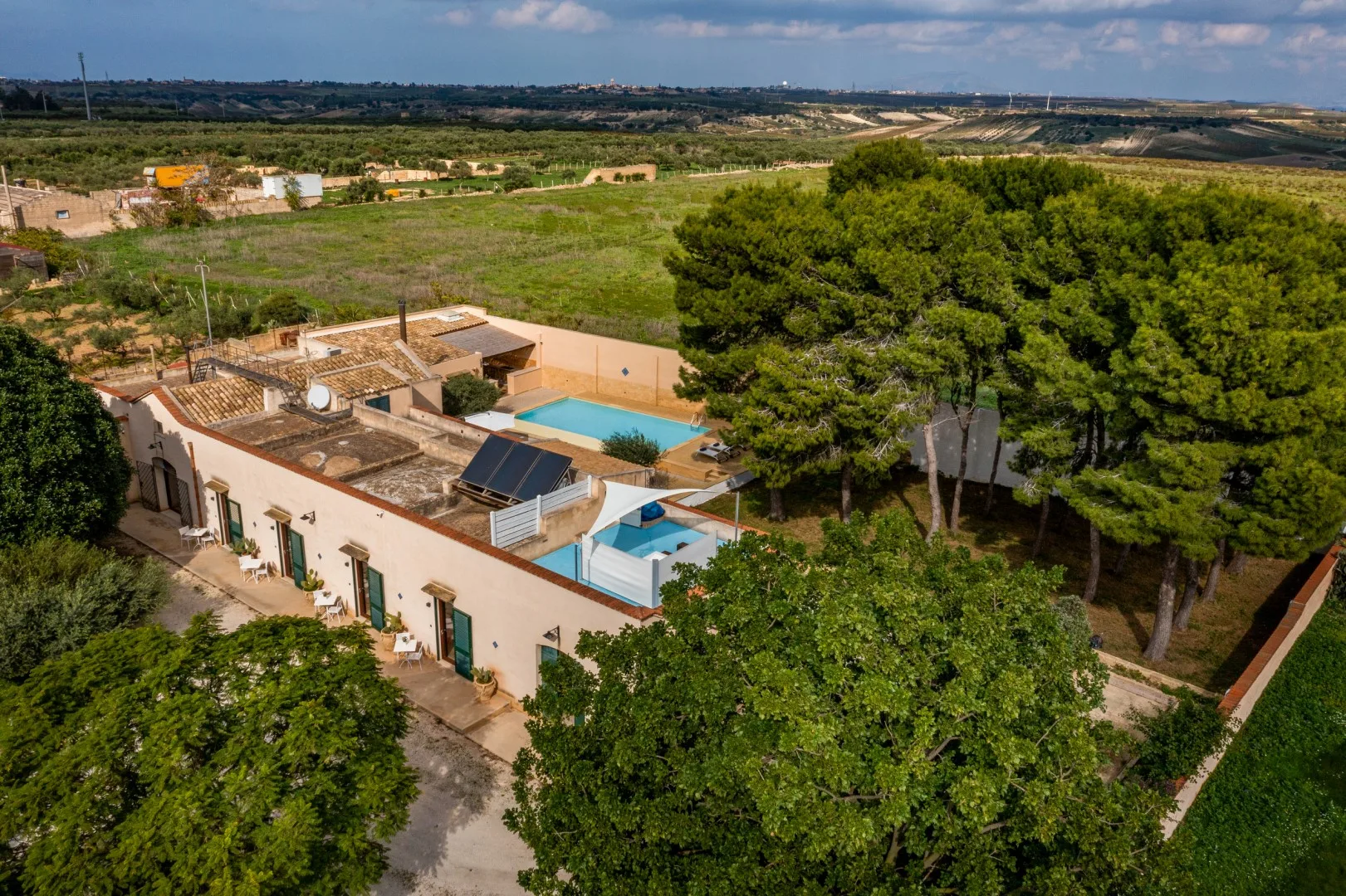CASALE DOME' 14+2 - Sicily