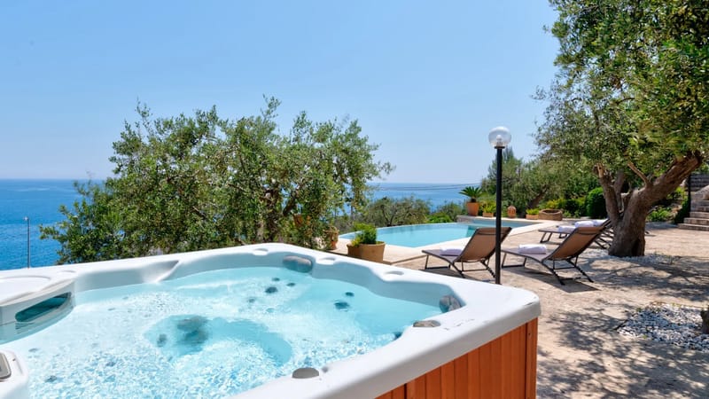 VILLA SOLELUNA 5+1 - Puglia