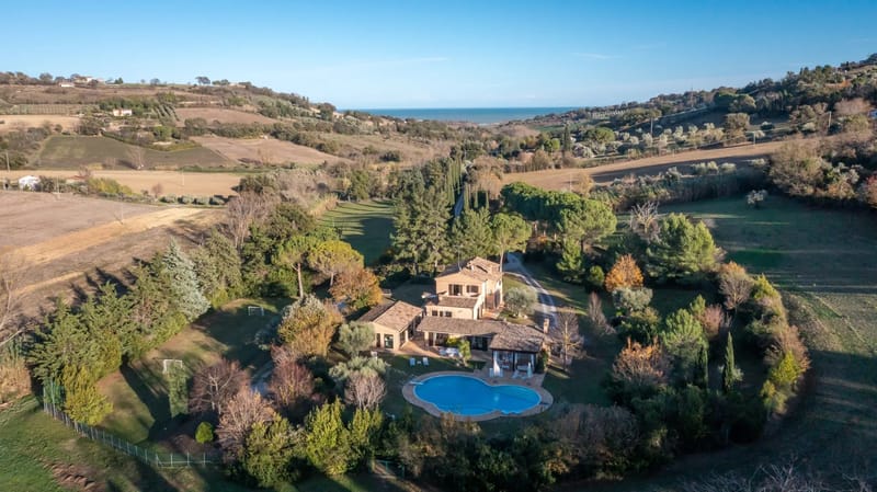 VILLA ISOTTA 8+4 - Marche