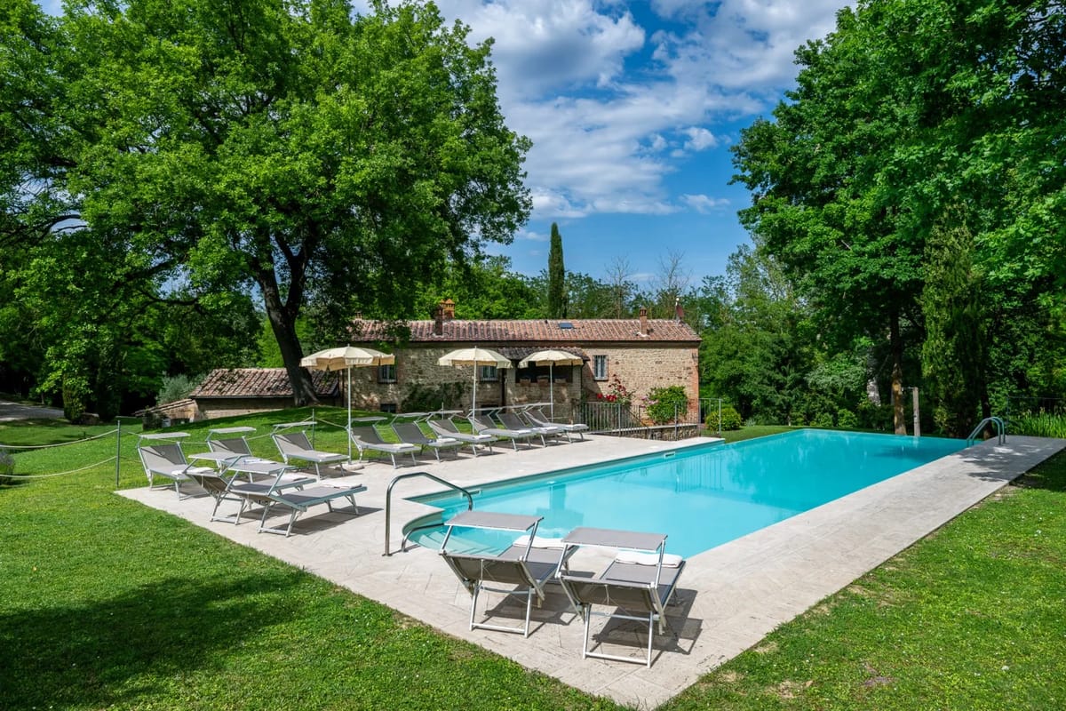 IL MOLINACCIO 14+2 - Tuscany