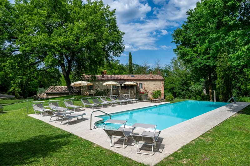IL MOLINACCIO 14+2 - Tuscany