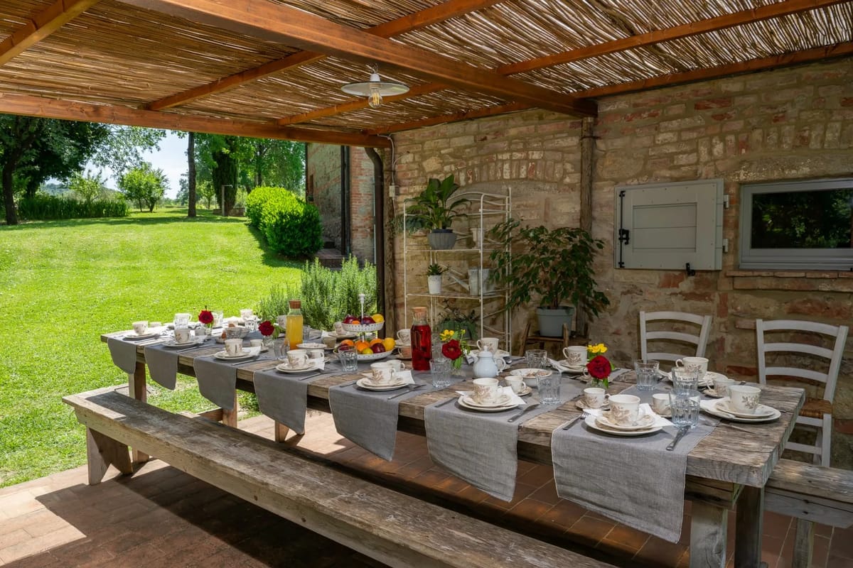 IL MOLINACCIO 14+2 - Tuscany