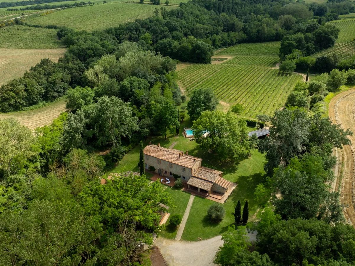 IL MOLINACCIO 14+2 - Tuscany