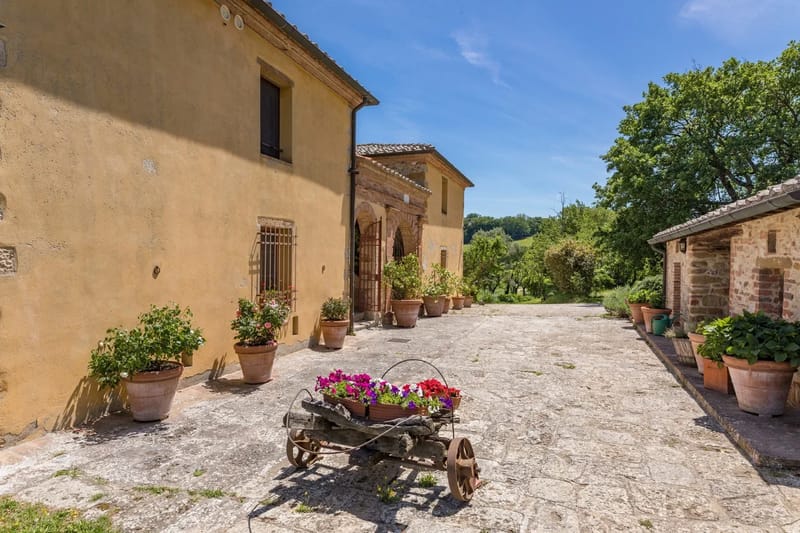 PODERE PRATOVECCHIO 14+2 - Tuscany