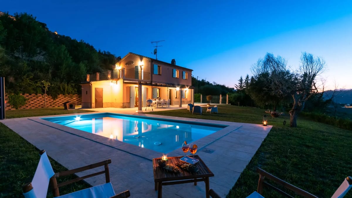 CASALE PRINCIPESSA 6+2 - Marche