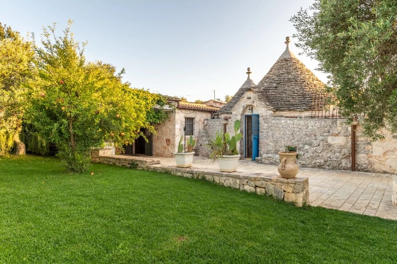 TRULLI ITALIA 6+2 - Puglia