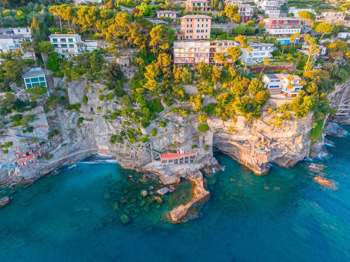 LA SCOGLIERA DI SORI 5+1 - Liguria
