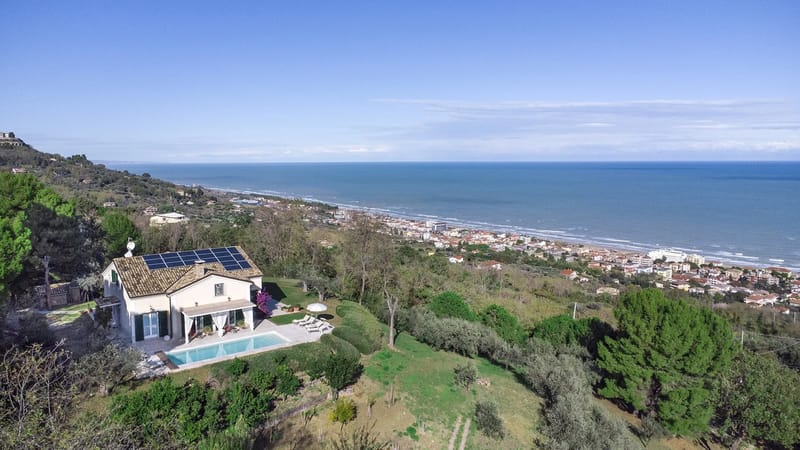VILLA LUCENTE 6+2 - Abruzzo