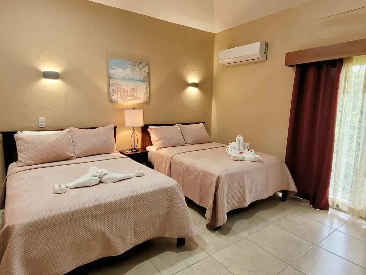 MT-02 — Luxurious Beach front Villa