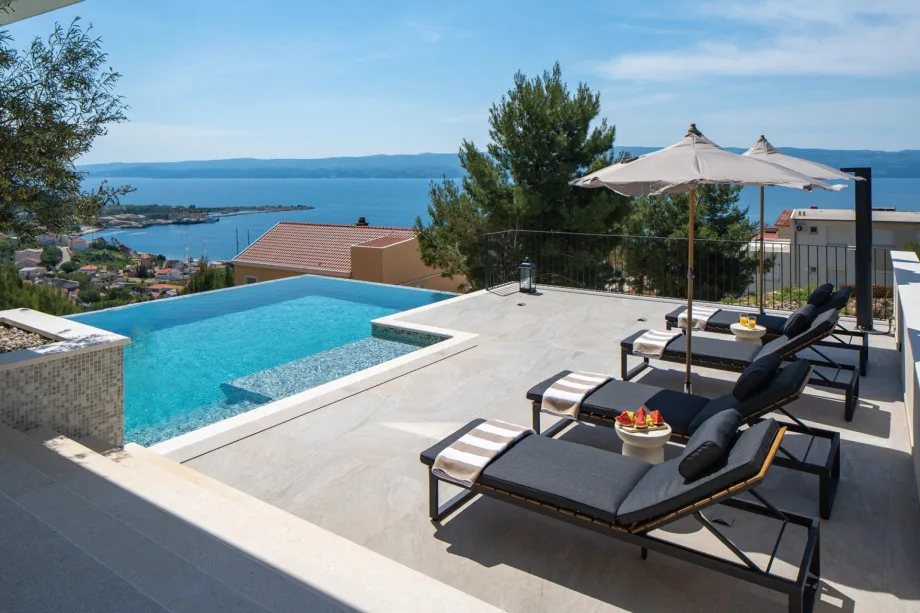 Piscina privada climatizada de 9,5 m x 4,5 m