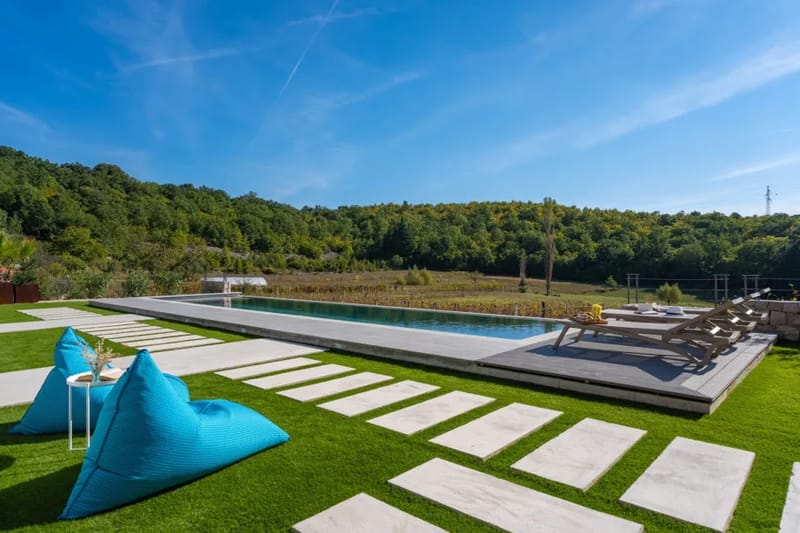 Villa Depollo with 44sqm heated pool, 6 bedrooms, Makarska hinterland