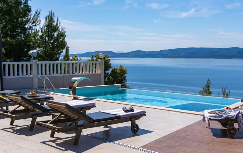 Villa Mirna with amazing sea views