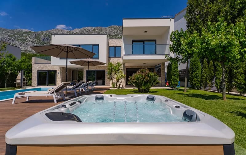 Villa Agava para 8 personas, piscina climatizada, jacuzzi, sauna, gimnasio, 4 dormitorios con baño privado